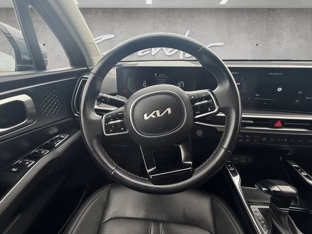 Used 2024 Kia Sorento S FWD image 21