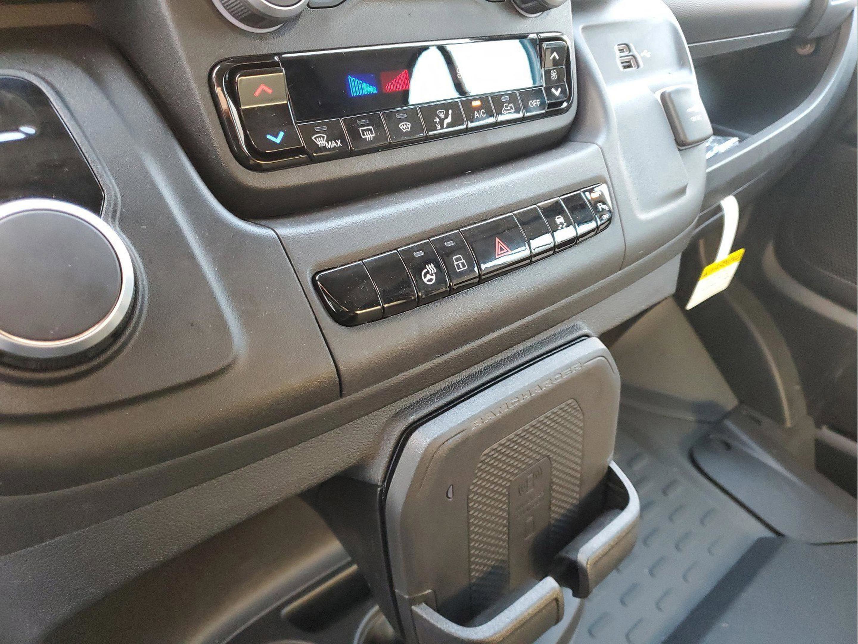 New 2025 RAM ProMaster 3500 FWD image 15
