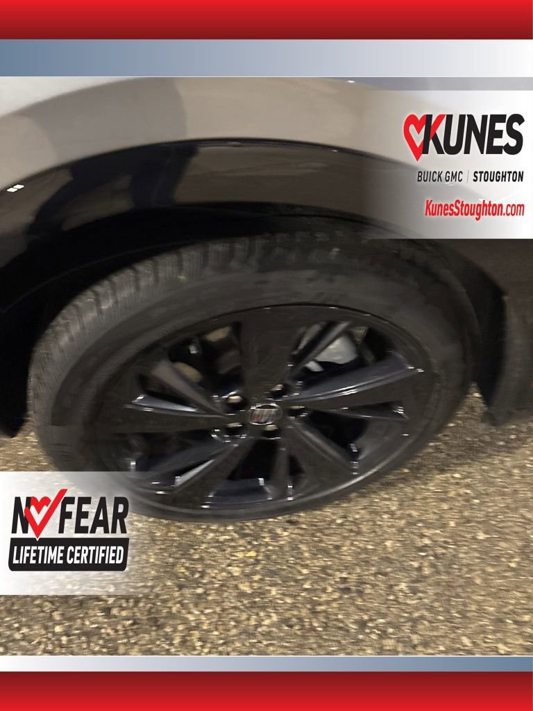 Used 2024 Buick Envision Sport Touring image 13