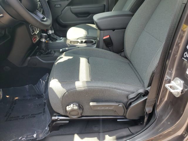 New 2025 Jeep Wrangler Unlimited Sport image 21