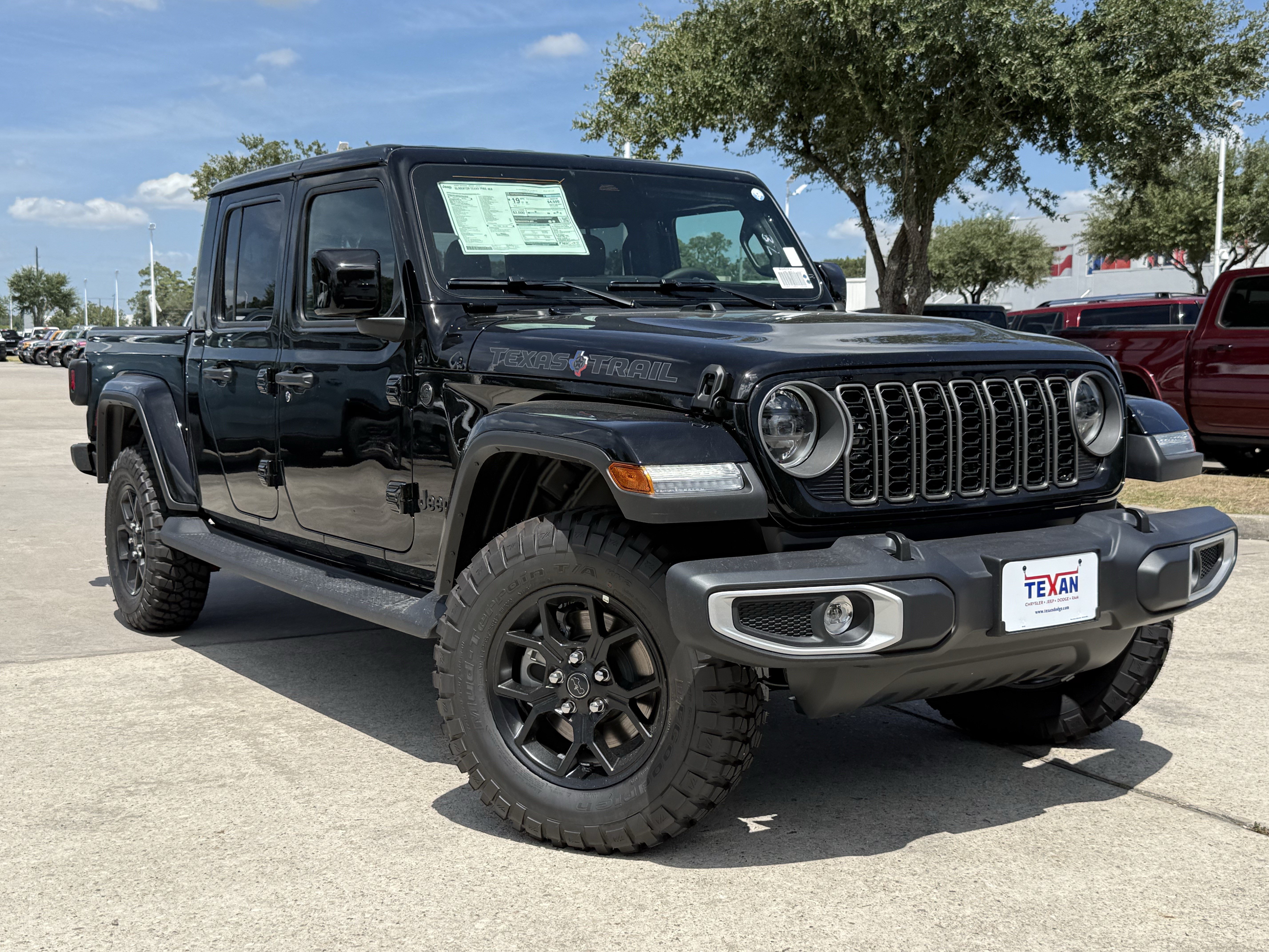 New 2026 Jeep Gladiator Sport AWD/4WD image 2