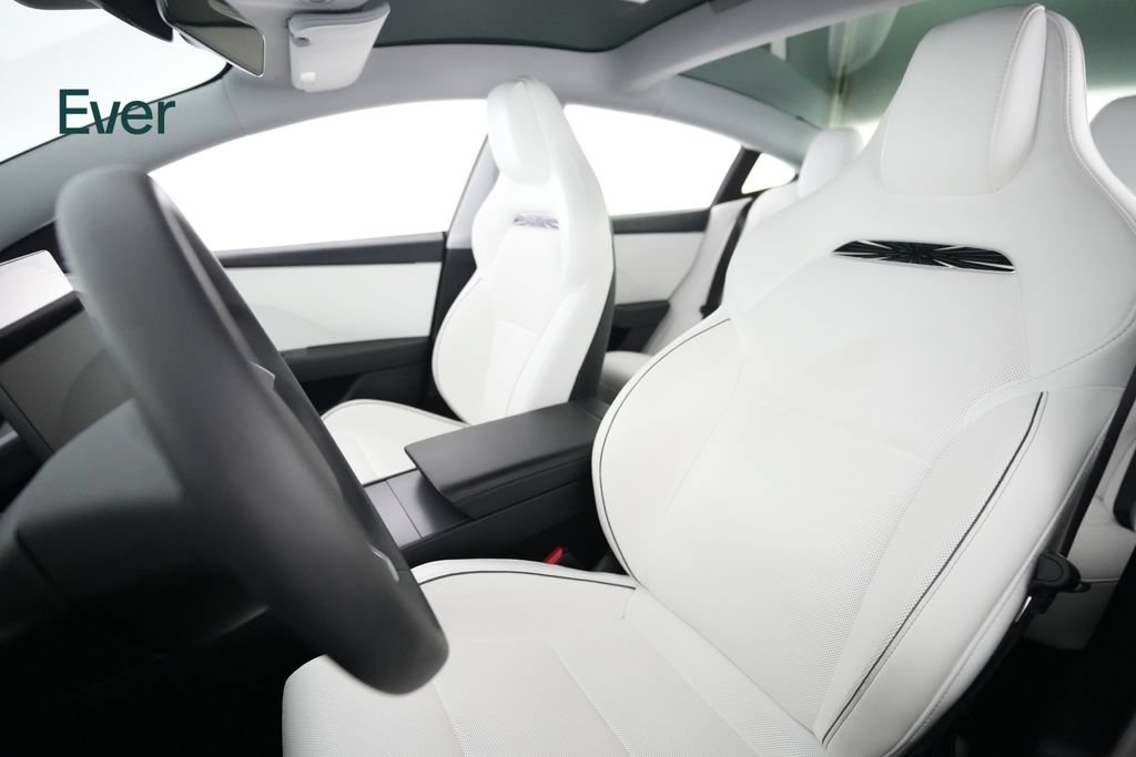 Used 2025 Tesla Model 3 Performance AWD/4WD image 4