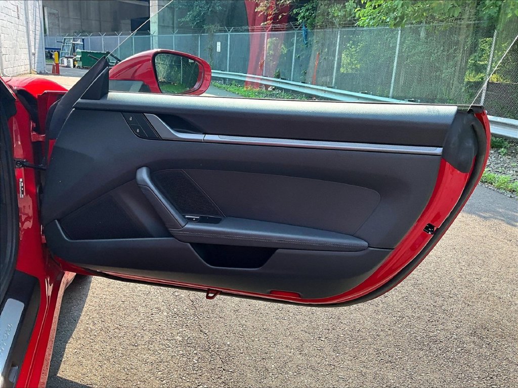 Certified 2023 Porsche 911 Carrera RWD image 29