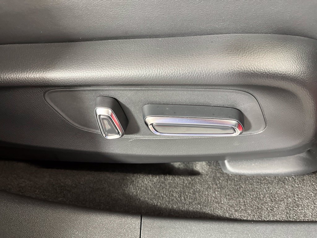 Certified 2025 Acura ADX A-Spec w/ Advance Package FWD image 8
