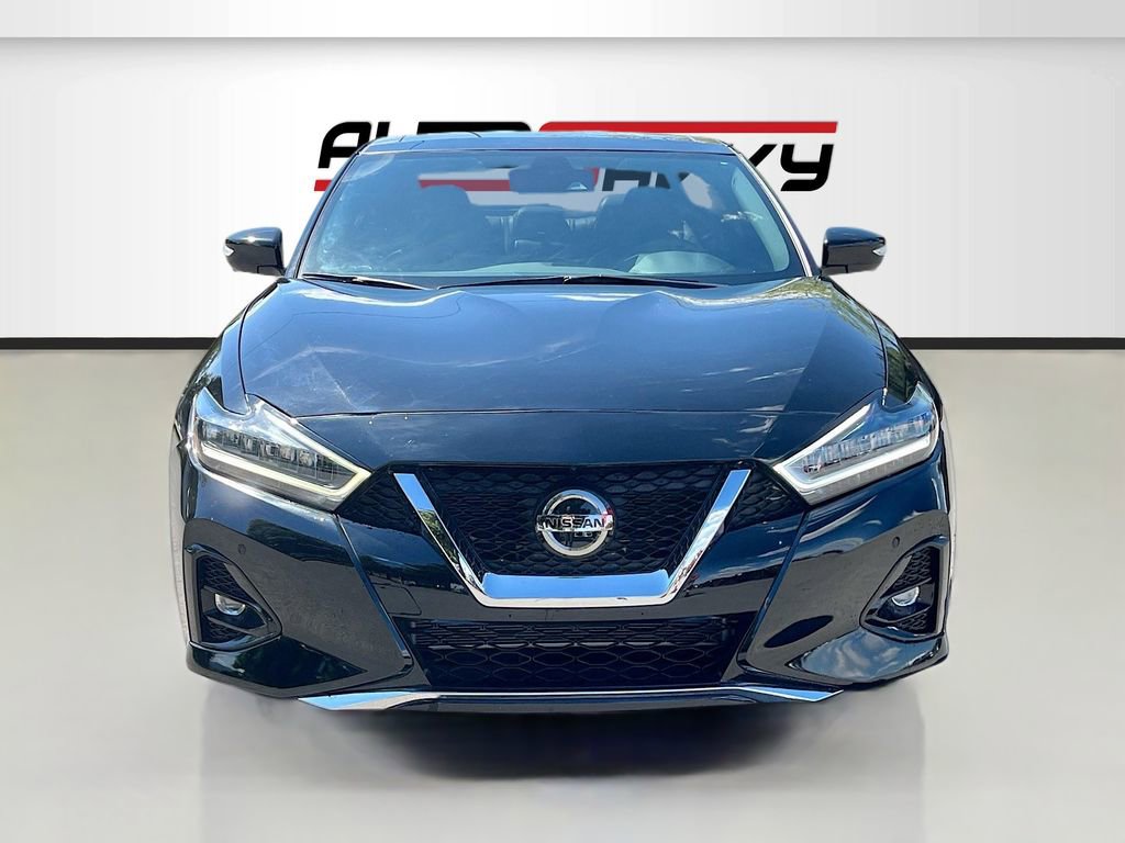 Used 2022 Nissan Maxima SR w/ Sport Mat Group image 2