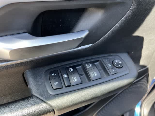 Used 2020 RAM 1500 Big Horn AWD/4WD image 30