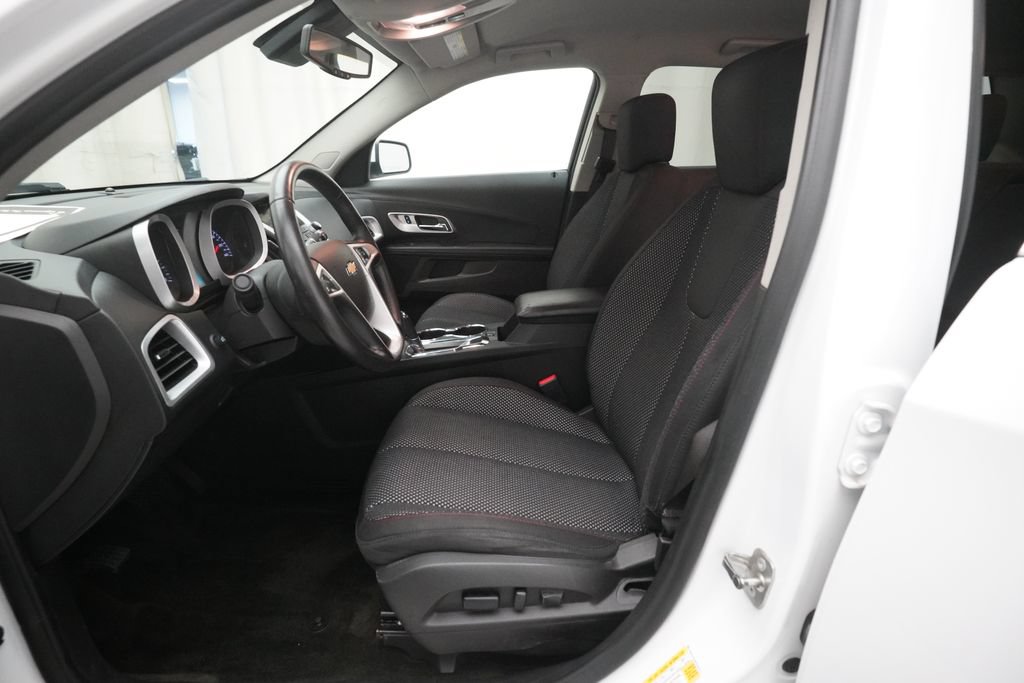 Used 2017 Chevrolet Equinox LT w/ Convenience Package FWD image 7