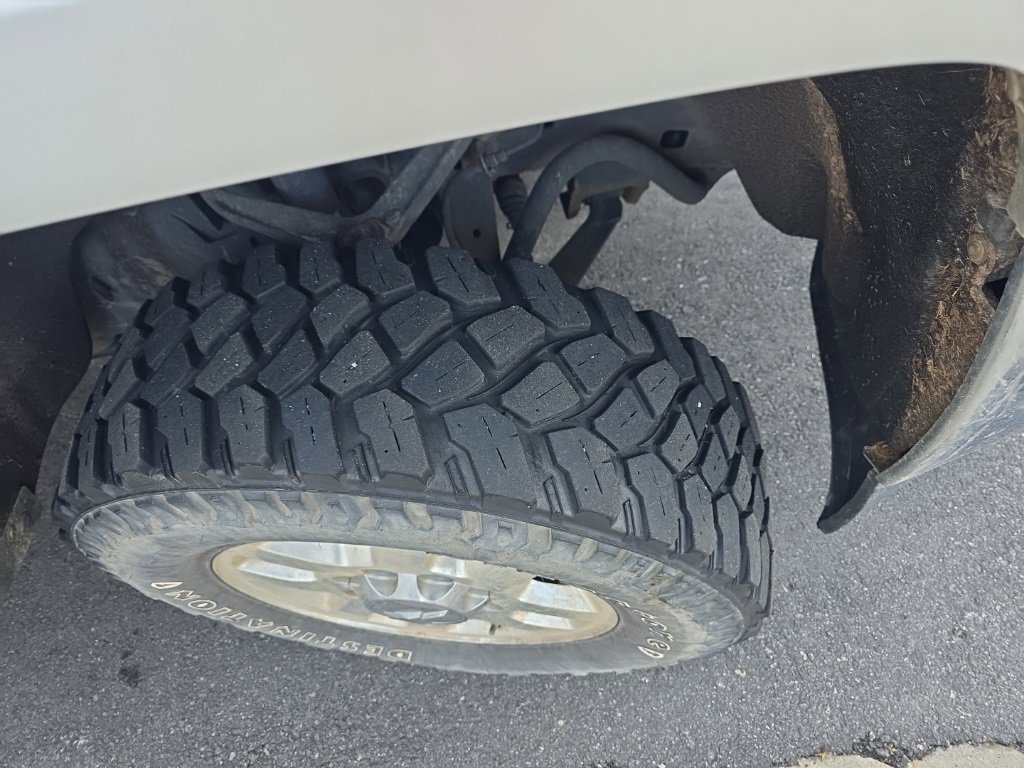 Used 2015 Chevrolet Silverado 2500 LT w/ LT Convenience Package image 6