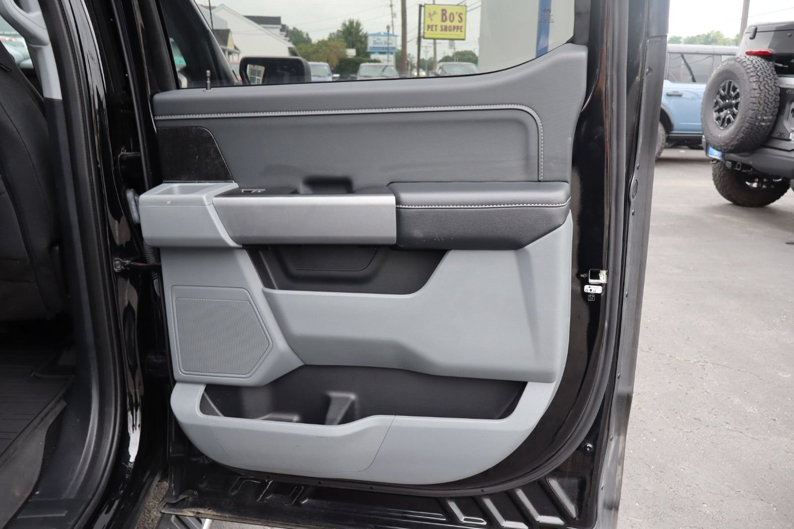 Used 2022 Ford F150 XLT w/ Equipment Group 302A High AWD/4WD image 31