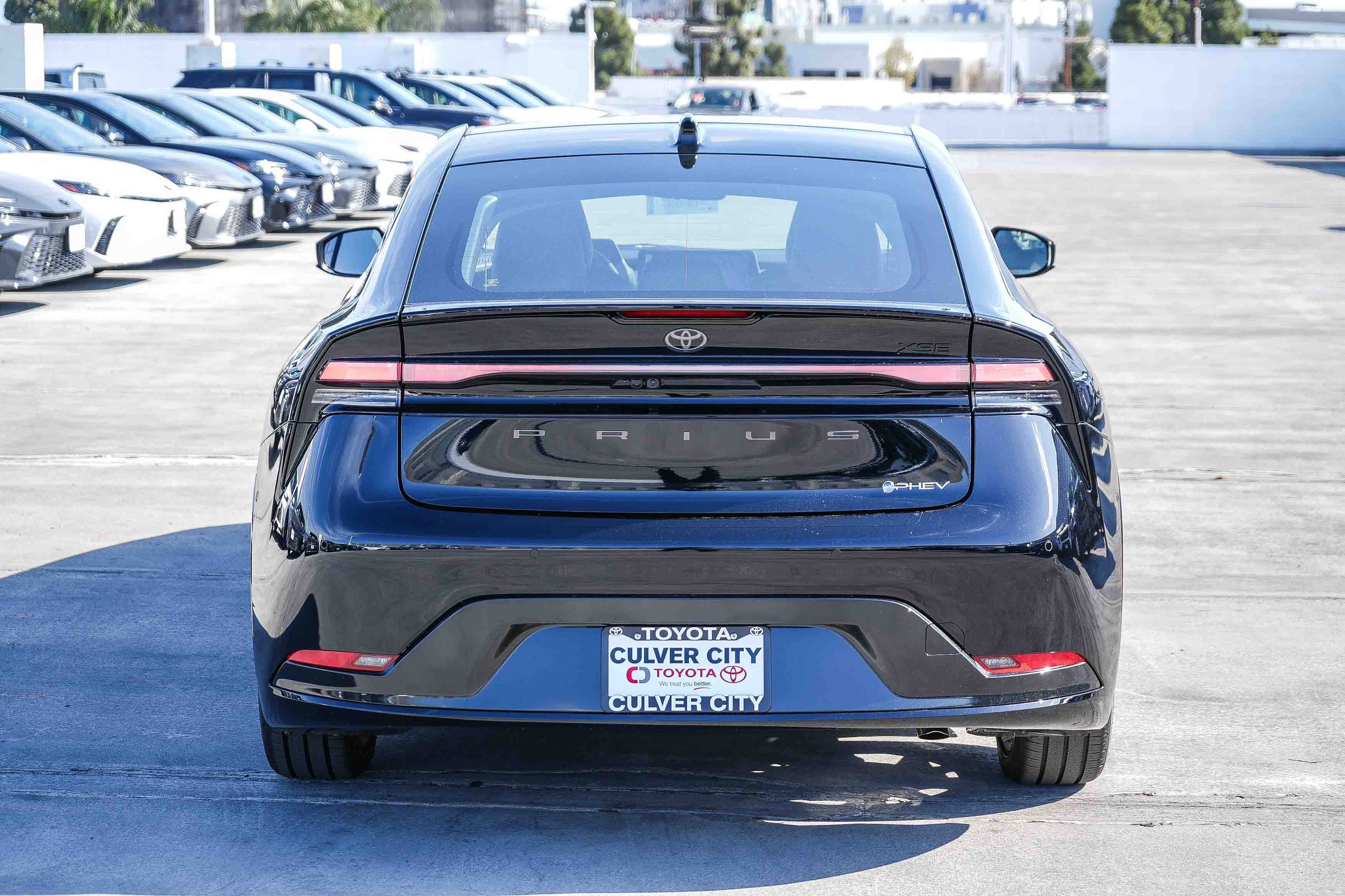 New 2026 Toyota Prius Plug-In Hybrid w/ Limited Premium Package image 8