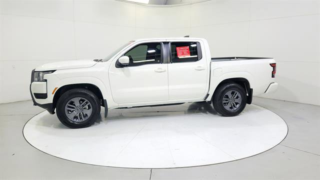 Certified 2025 Nissan Frontier SV RWD image 4