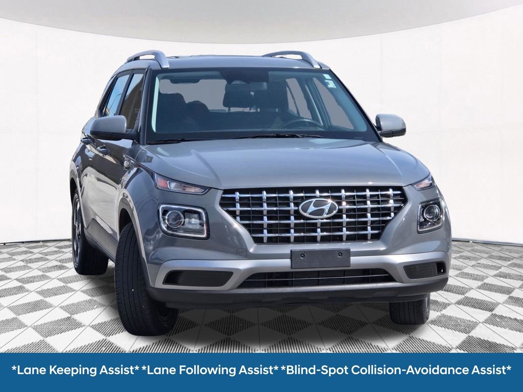 Used 2023 Hyundai Venue SEL image 7