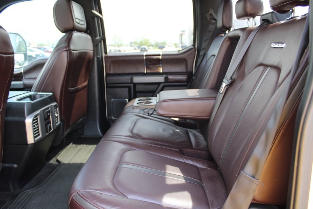 Used 2015 Ford F150 Platinum w/ Equipment Group 701A Luxury AWD/4WD image 25