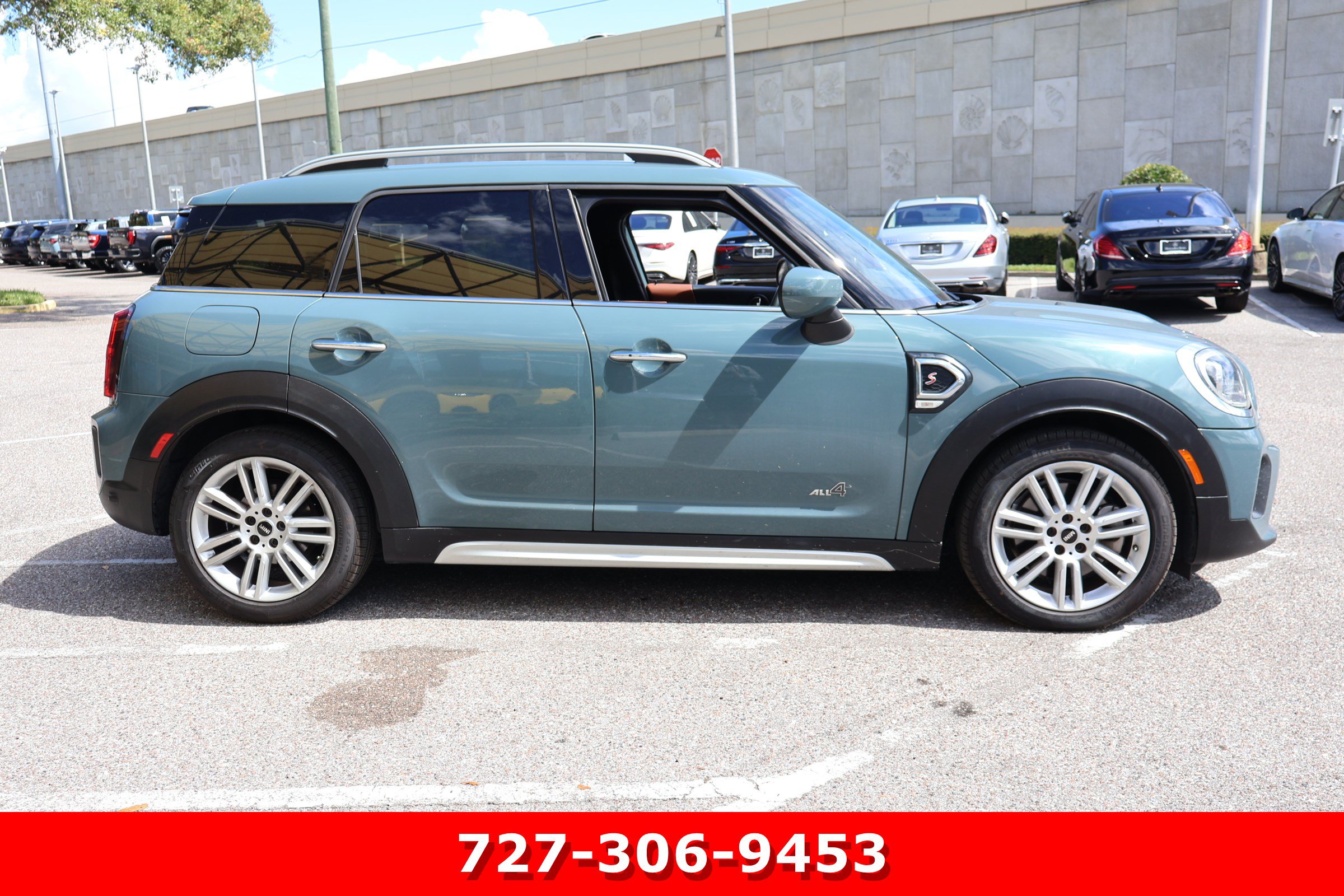 Used 2023 MINI Cooper Countryman S w/ Signature Upholstery Package AWD/4WD image 11
