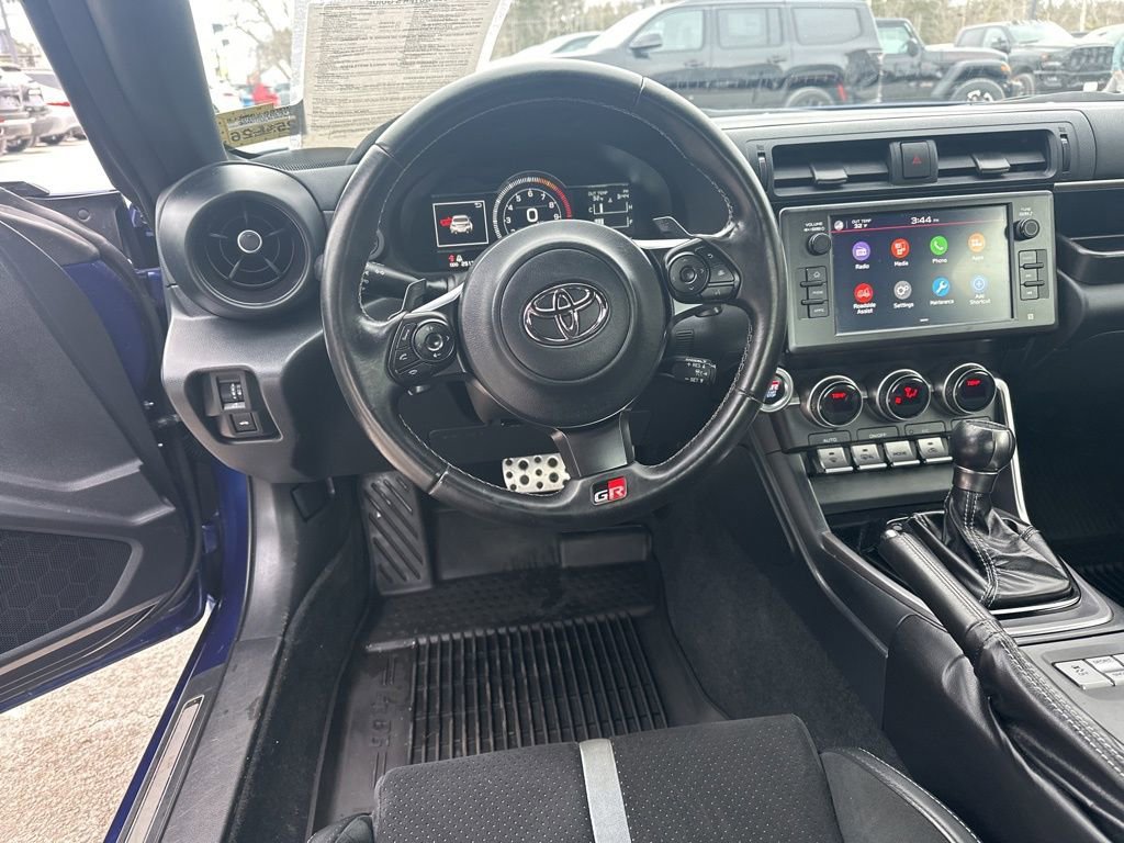 Used 2023 Toyota GR86 Premium w/ ALL Weather Mat Package (TMS) image 14