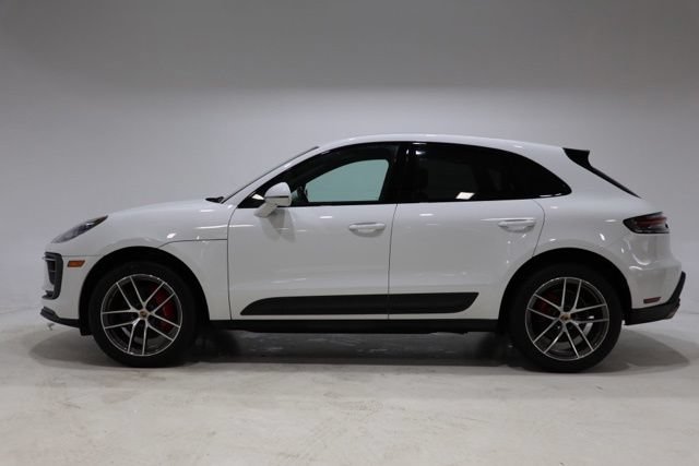 Used 2023 Porsche Macan S AWD/4WD image 4
