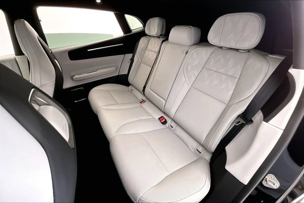Used 2026 Polestar Polestar 4 AWD/4WD image 34