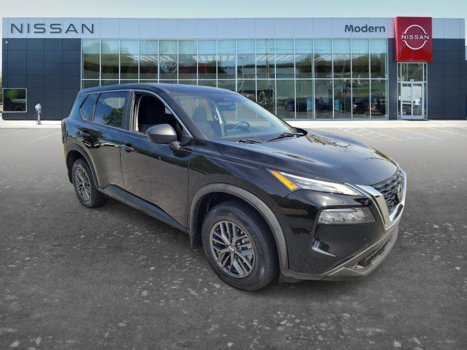 Used 2021 Nissan Rogue S image 3