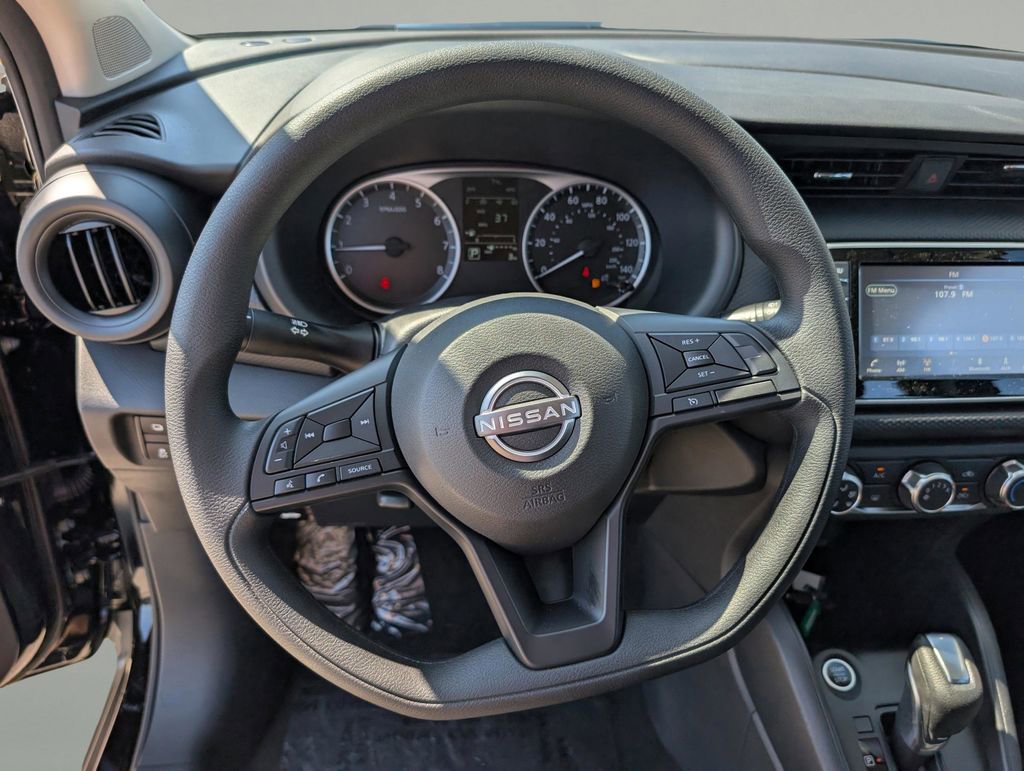 New 2025 Nissan Kicks Play S image 20