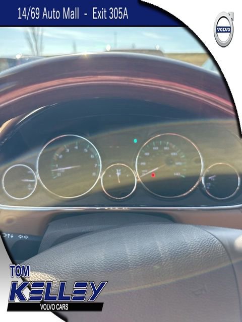 Used 2016 Buick Enclave Premium w/ Experience Buick Package image 1