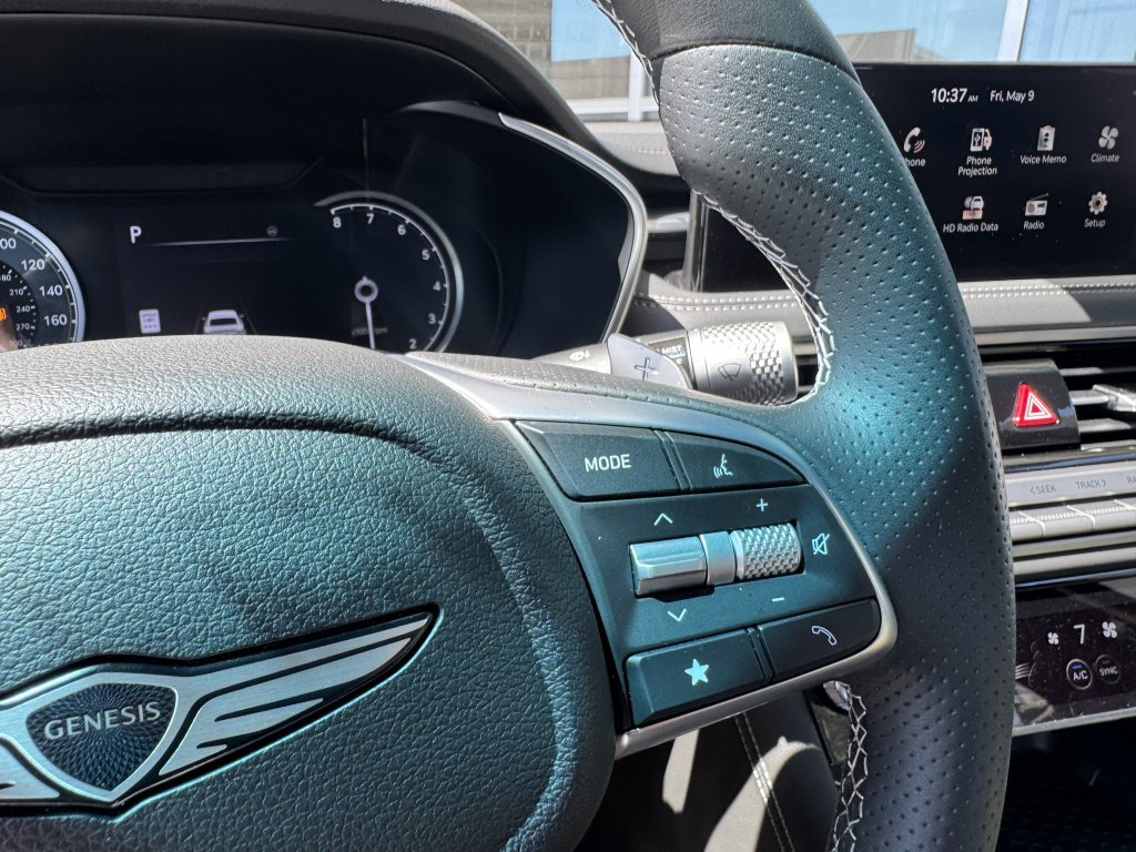 Used 2025 Genesis G70 2.5T w/ Sport Prestige Package image 35