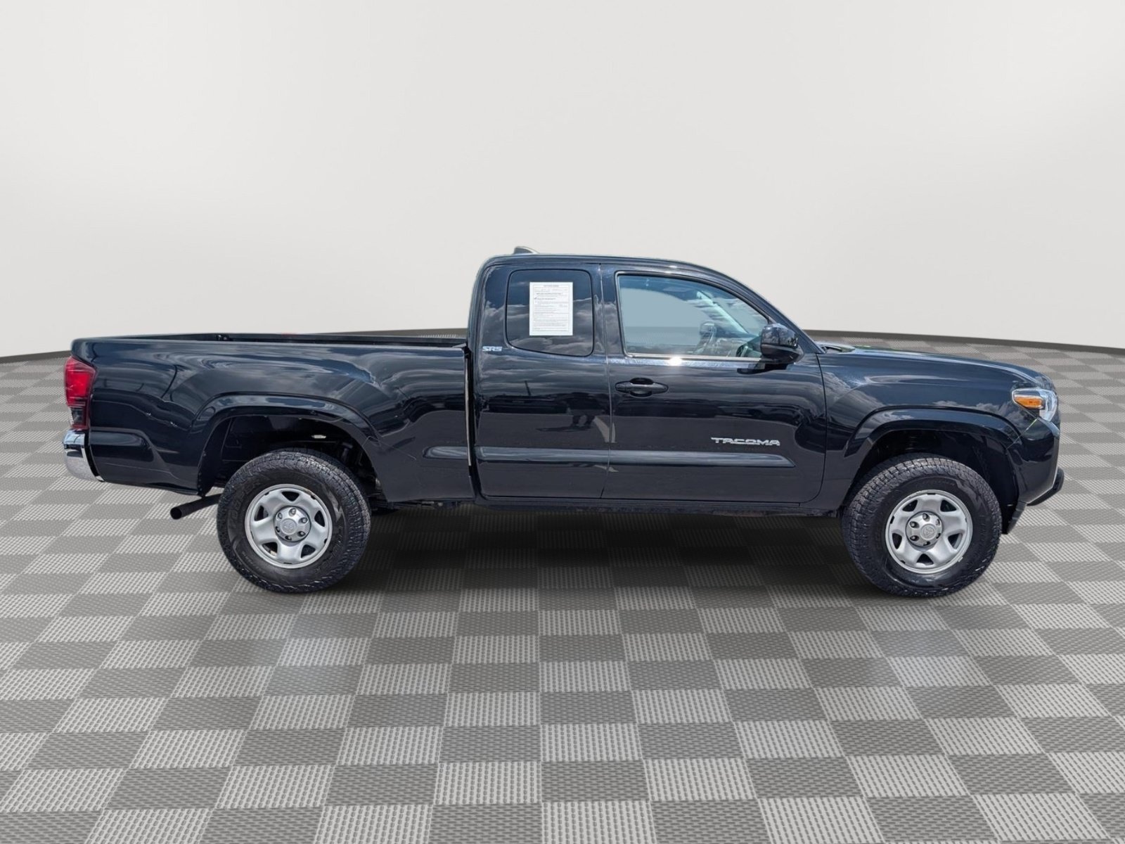 Used 2022 Toyota Tacoma SR5 RWD image 6