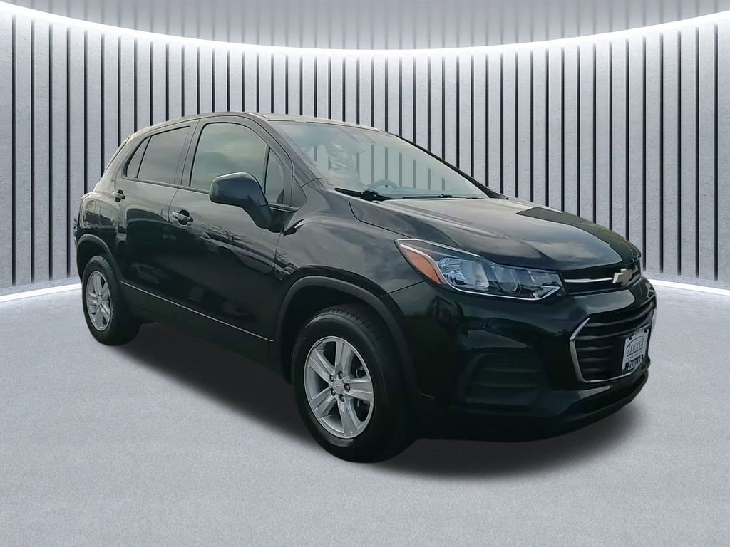 Used 2021 Chevrolet Trax LS w/ Tint and Cruise Package