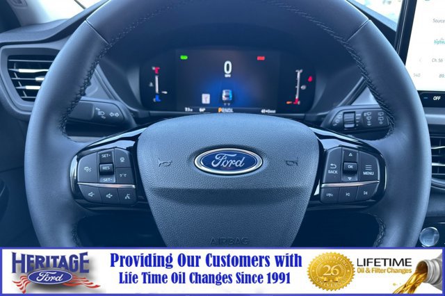 New 2025 Ford Escape SE w/ Class II Trailer Tow Package image 21