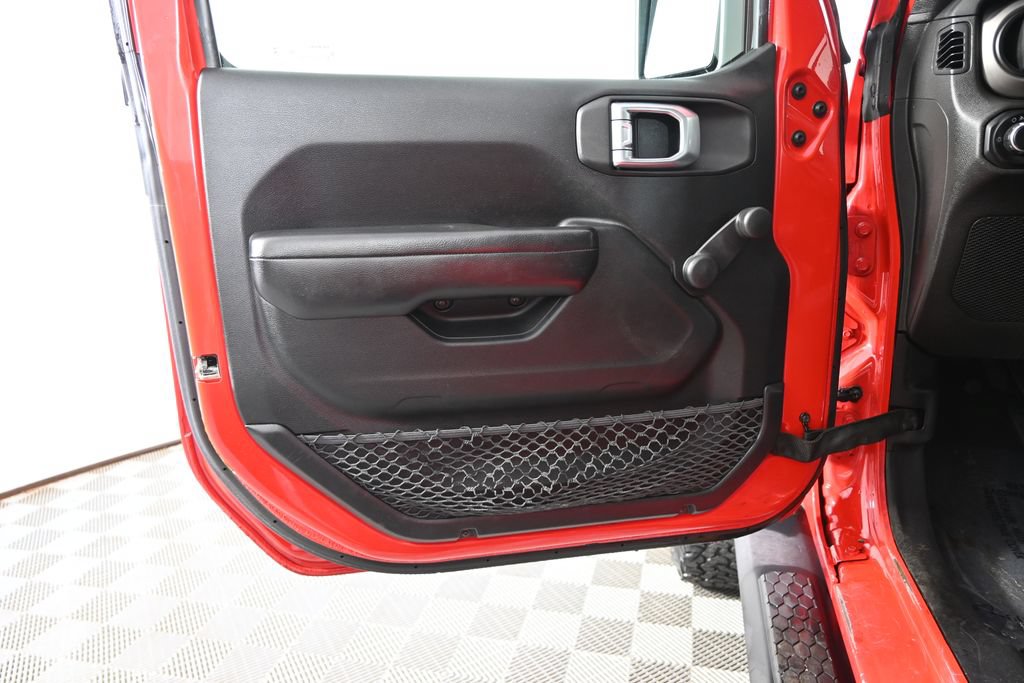 Used 2020 Jeep Wrangler Sport AWD/4WD image 18