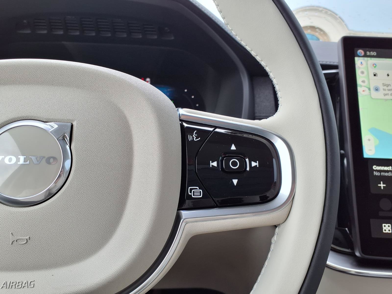 New 2026 Volvo XC90 T8 Ultra w/ Protection Package Premier AWD/4WD image 16