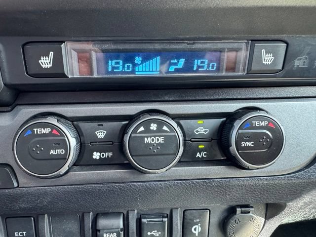 Used 2021 Toyota Tacoma TRD Sport AWD/4WD image 23