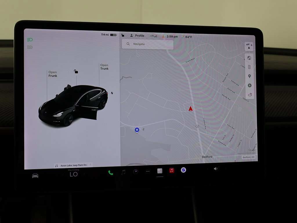 Used 2018 Tesla Model 3 Long Range image 38