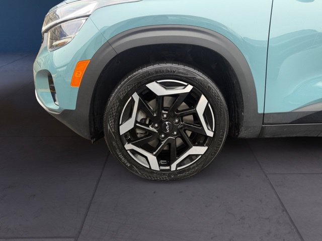 Used 2025 Kia Seltos SX AWD/4WD image 14