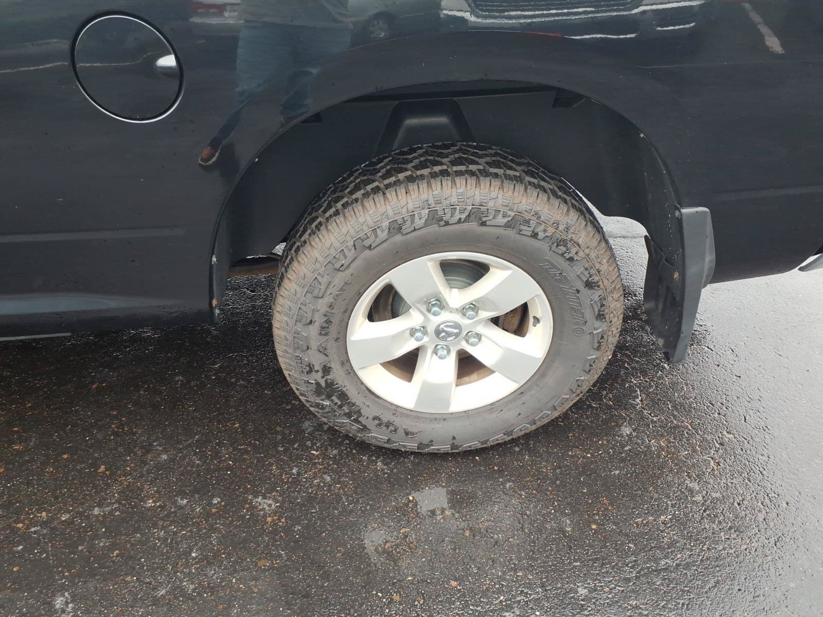 Used 2015 RAM 1500 Tradesman w/ Popular Equipment Group AWD/4WD image 21