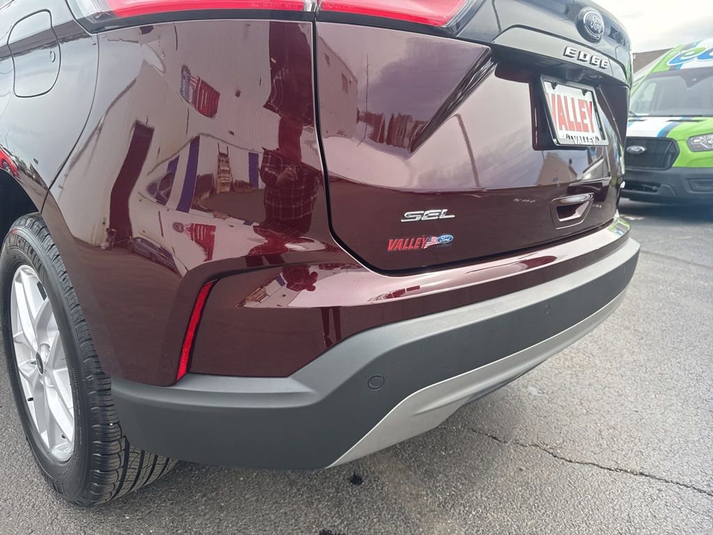 Certified 2024 Ford Edge SEL w/ Convenience Package AWD/4WD image 20