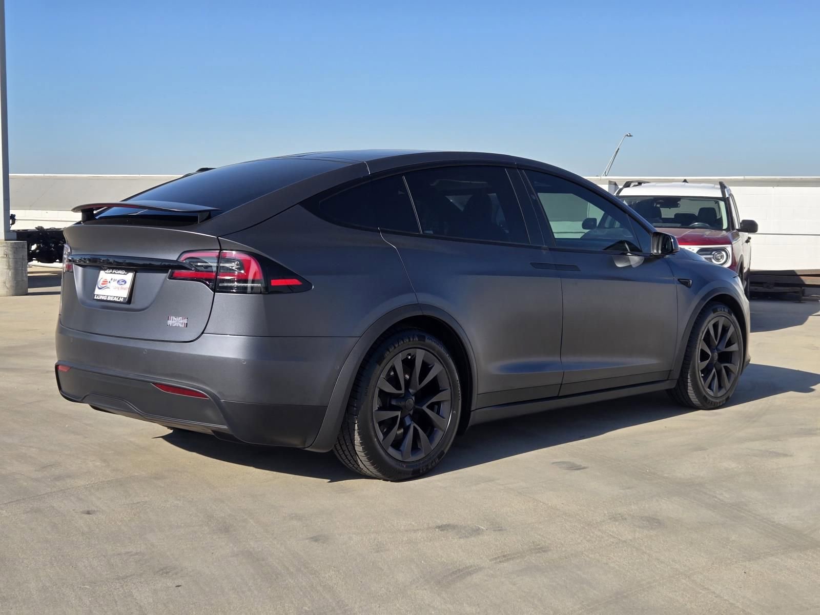 Used 2022 Tesla Model X Plaid image 4