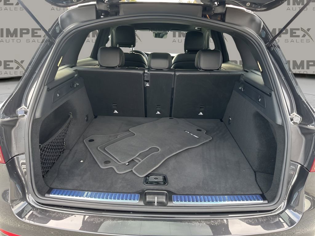 Used 2022 Mercedes-Benz GLC 300 4MATIC image 27