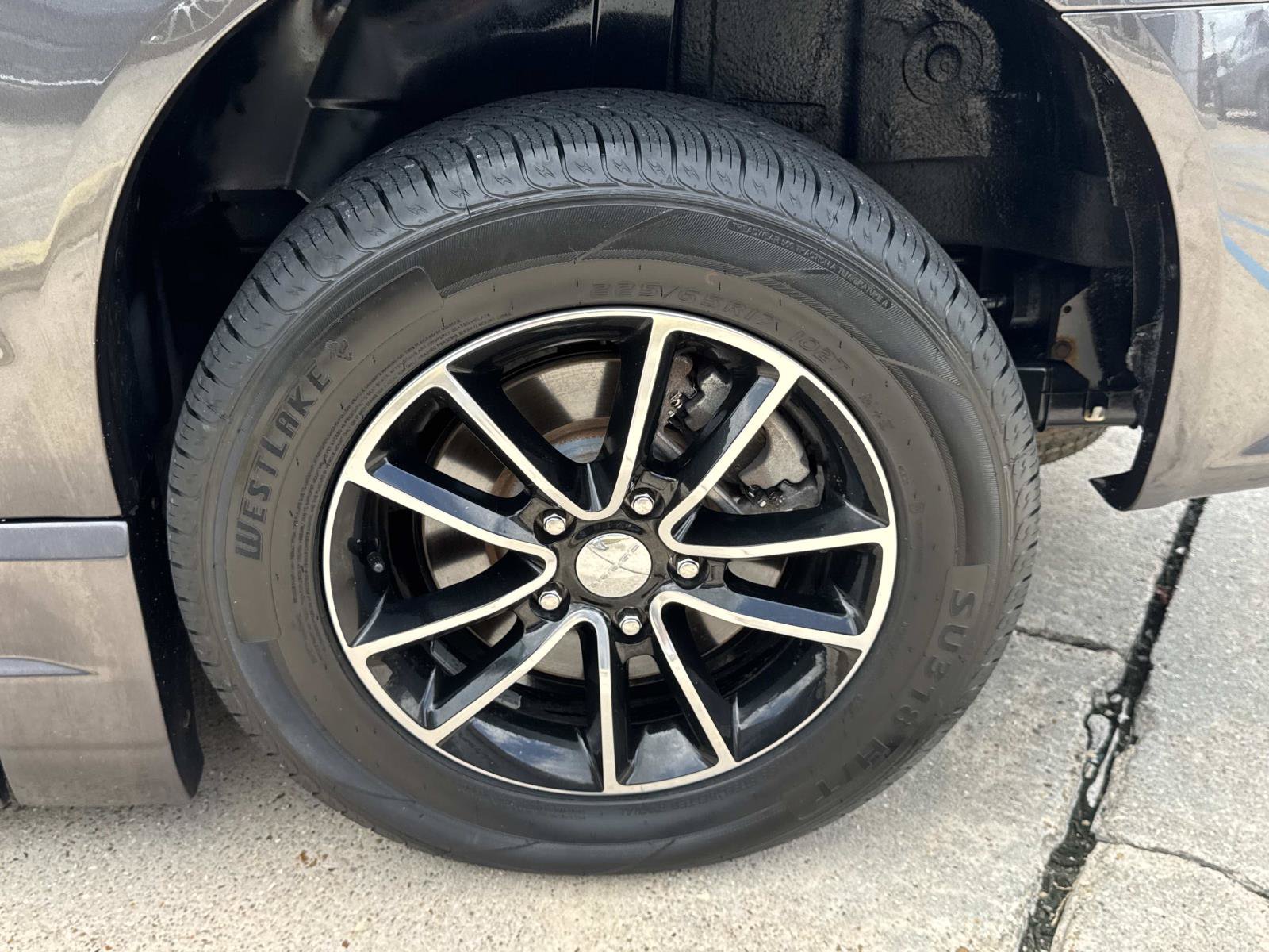 Used 2016 Dodge Grand Caravan R/T w/ Safety Sphere Group FWD image 6