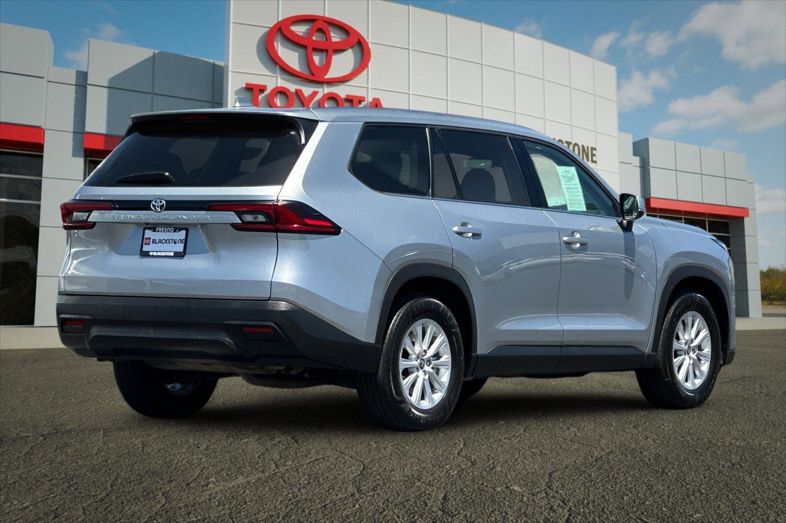 Certified 2025 Toyota Grand Highlander FWD image 3