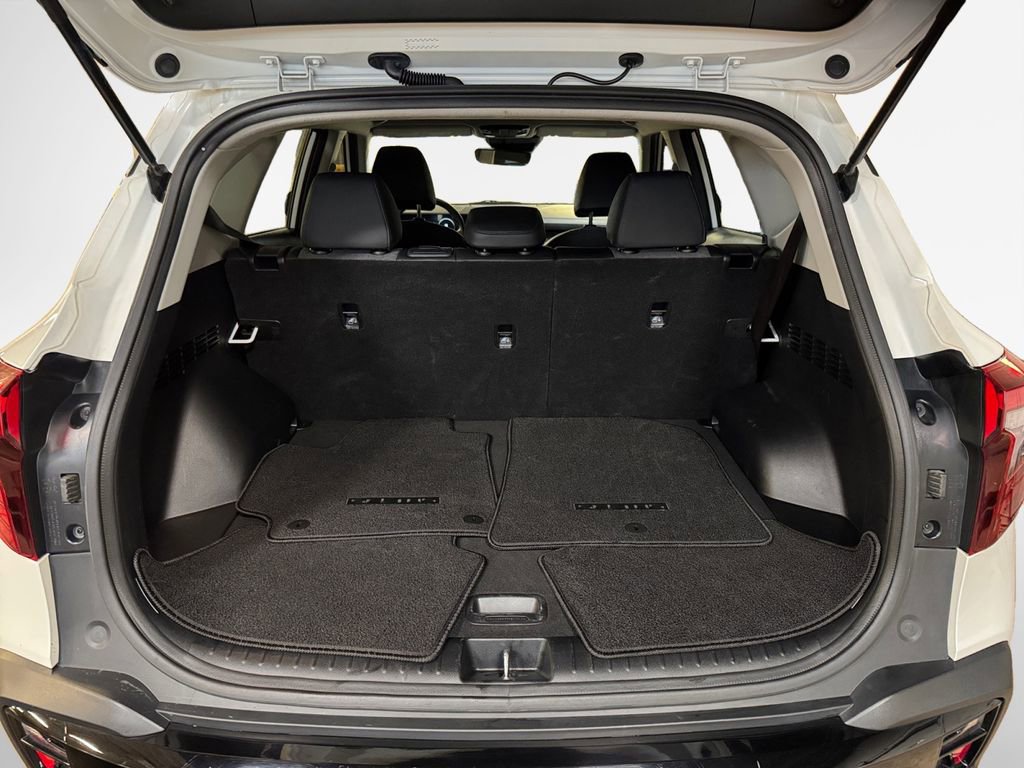 Certified 2024 Kia Seltos S image 25