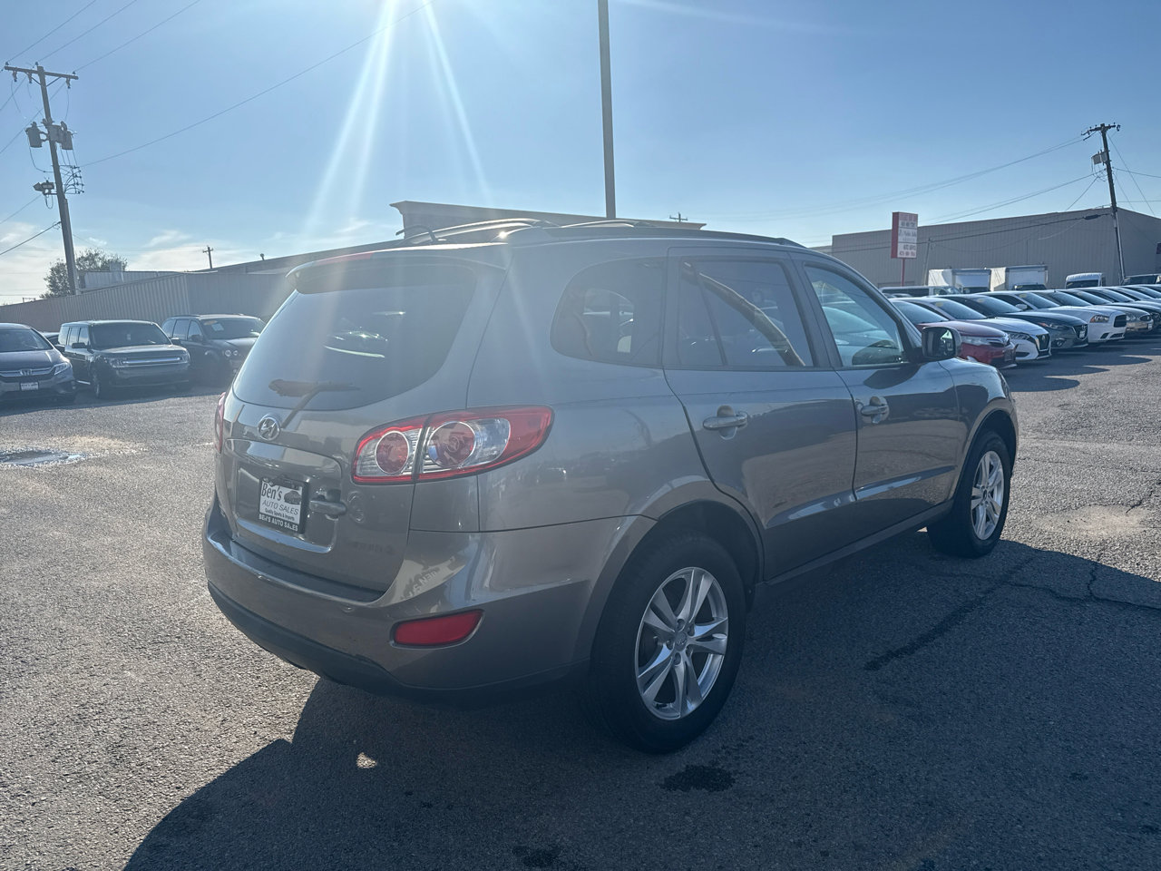 Used 2011 Hyundai Santa Fe SE image 6