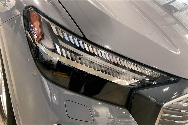 Certified 2024 Audi Q4 e-tron Prestige image 28