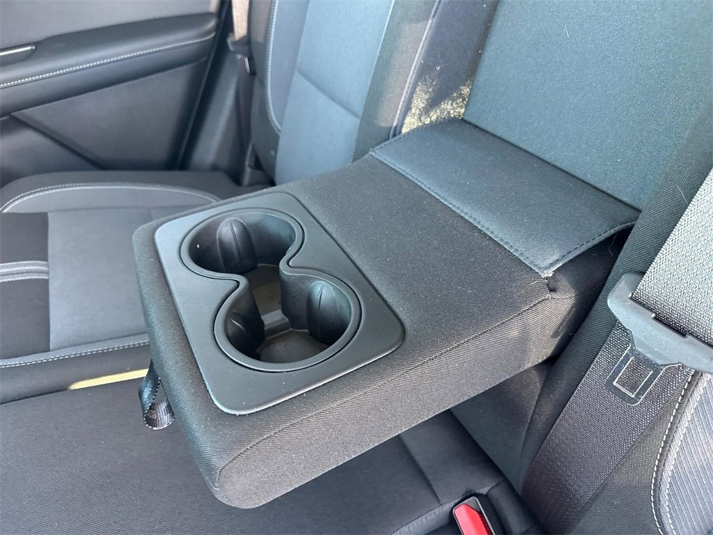 Used 2025 Chevrolet Blazer LT image 9