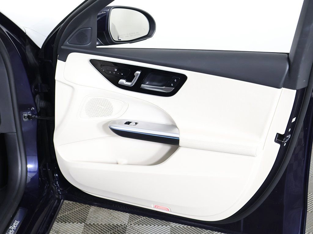 Used 2023 Mercedes-Benz C 300 4MATIC Sedan w/ Exclusive Trim Package image 26