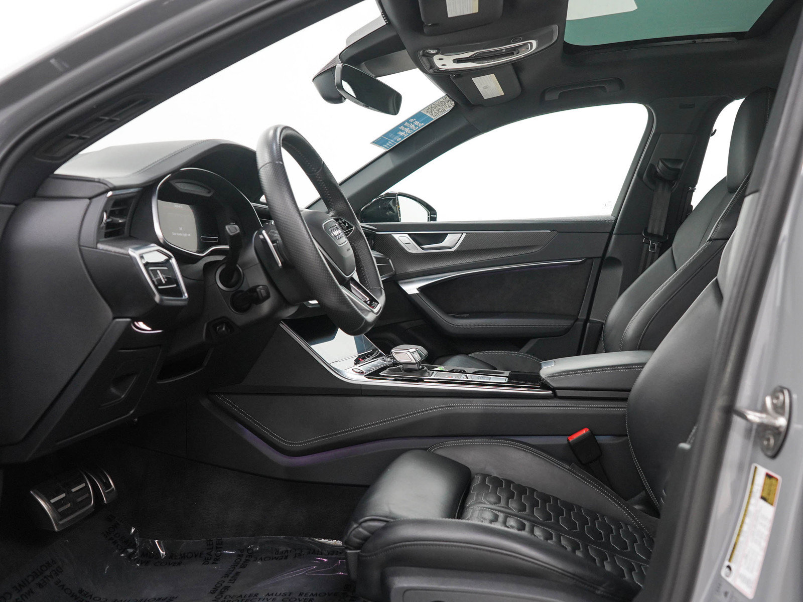Used 2021 Audi RS 6 AWD/4WD image 24