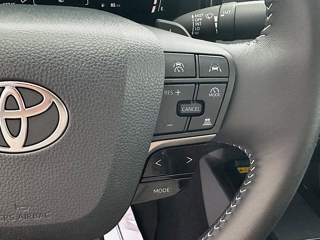 Certified 2026 Toyota Camry SE FWD image 25