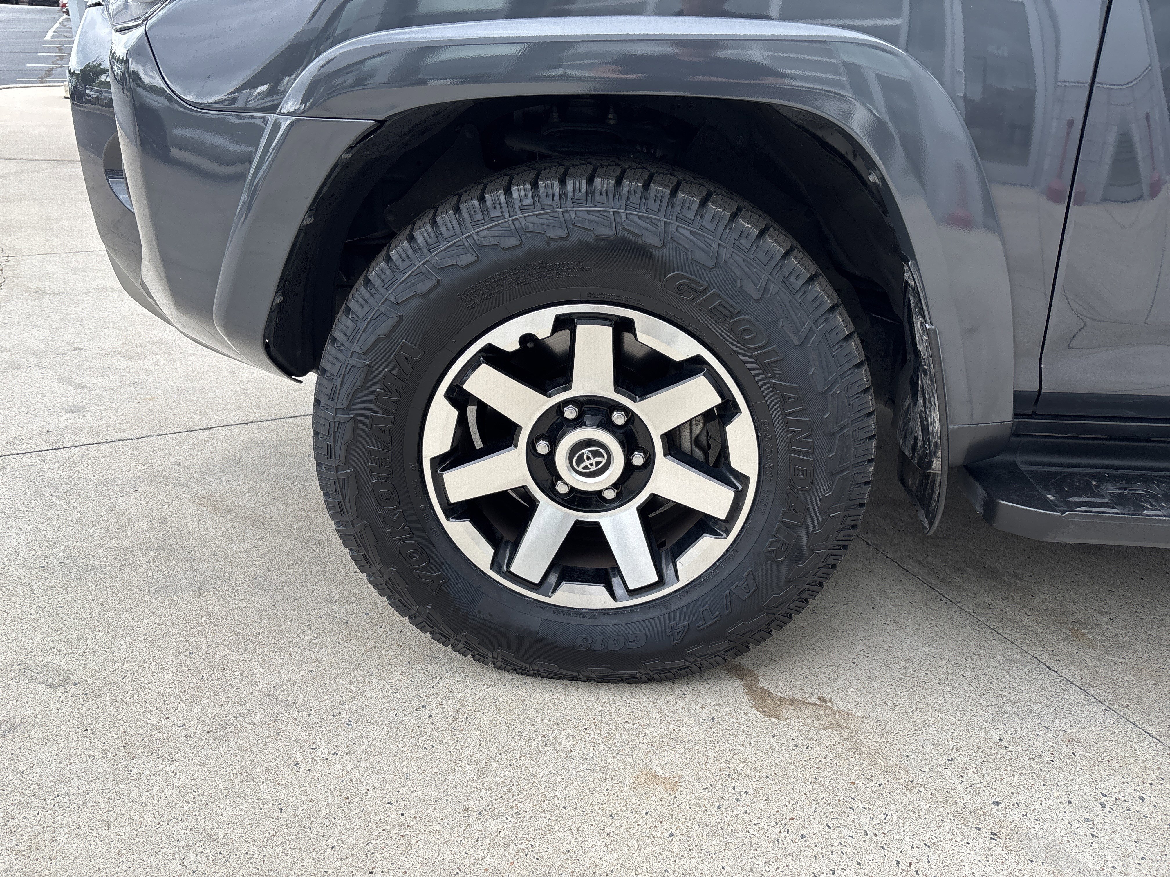 Used 2024 Toyota 4Runner TRD Off-Road AWD/4WD image 33