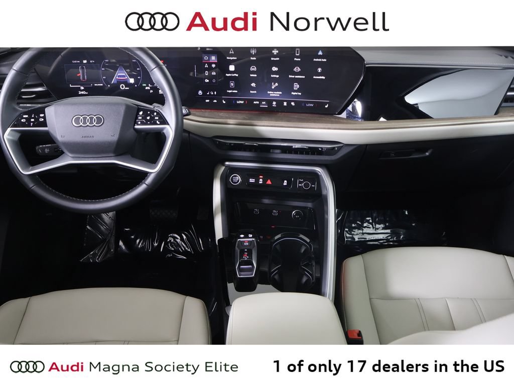 Used 2025 Audi Q5 Premium w/ Premium Plus AWD/4WD image 25