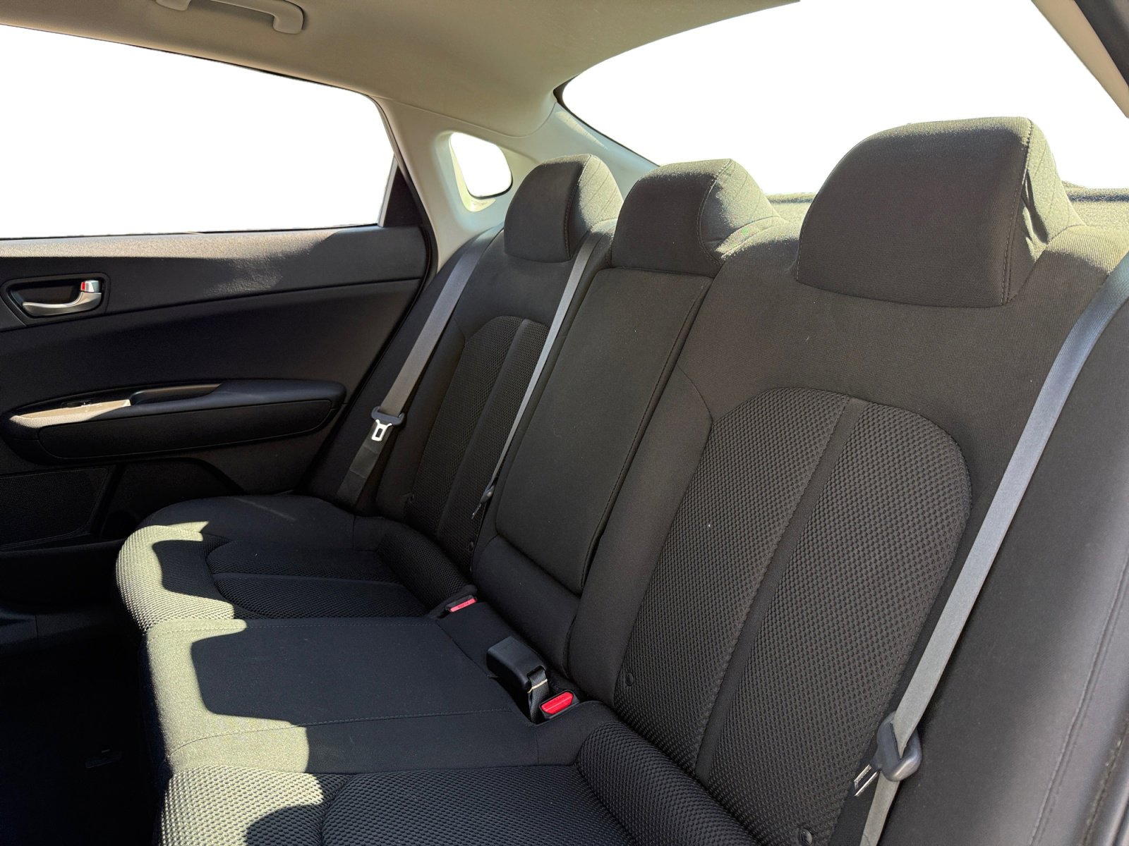 Used 2020 Kia Optima LX image 13