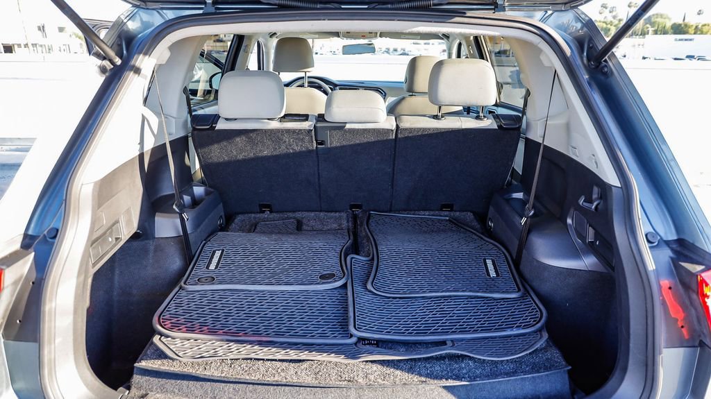 Used 2022 Volkswagen Tiguan S image 30